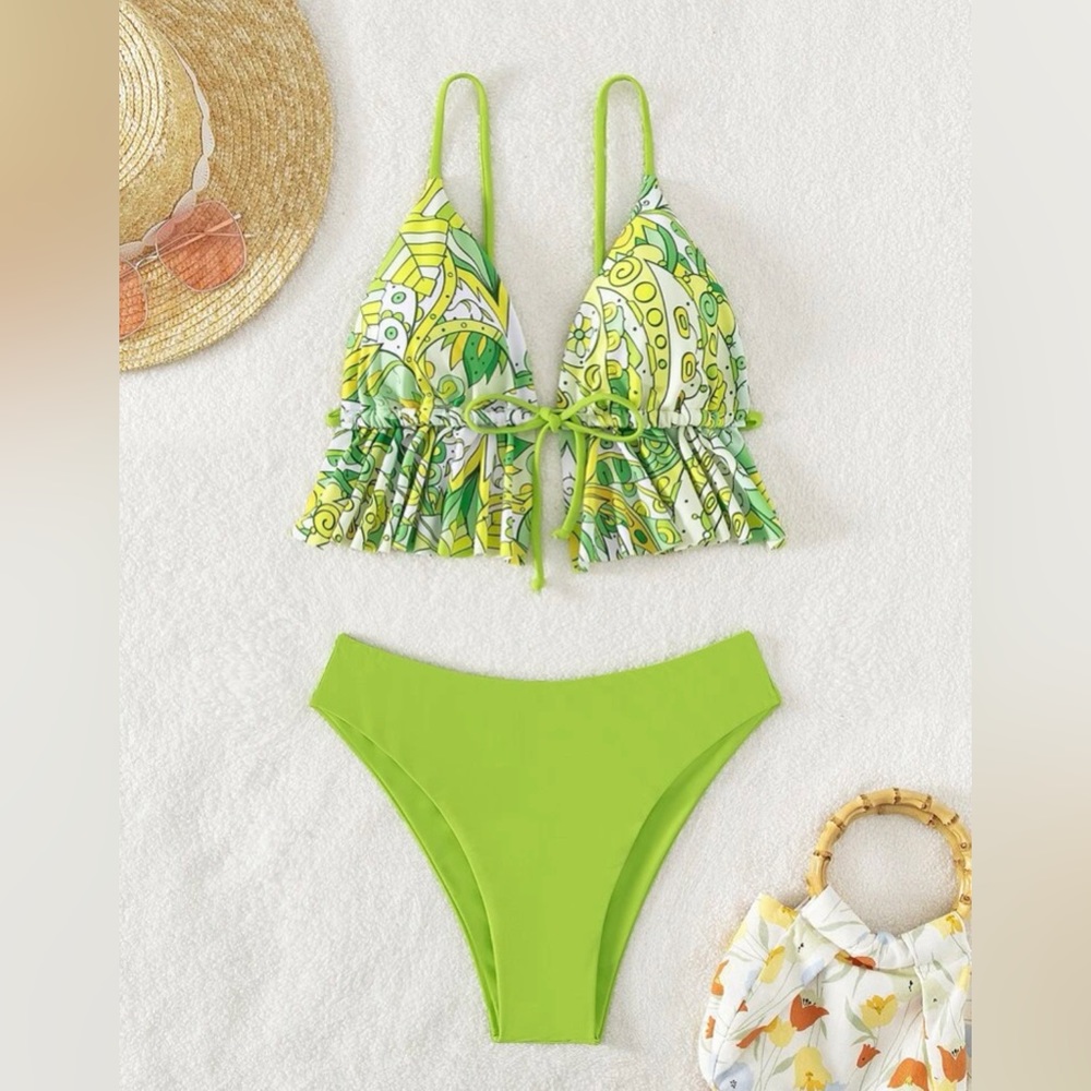 Ruffle Hem Bikini Swimsuit